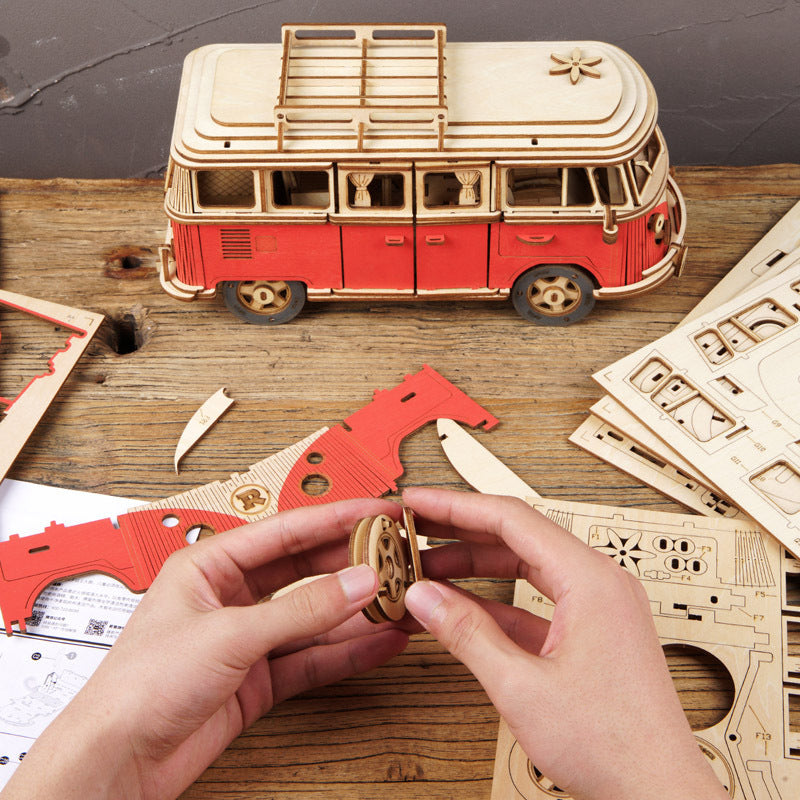 European-Style Camping Car – 3D Wooden Puzzle Assembly Toy
